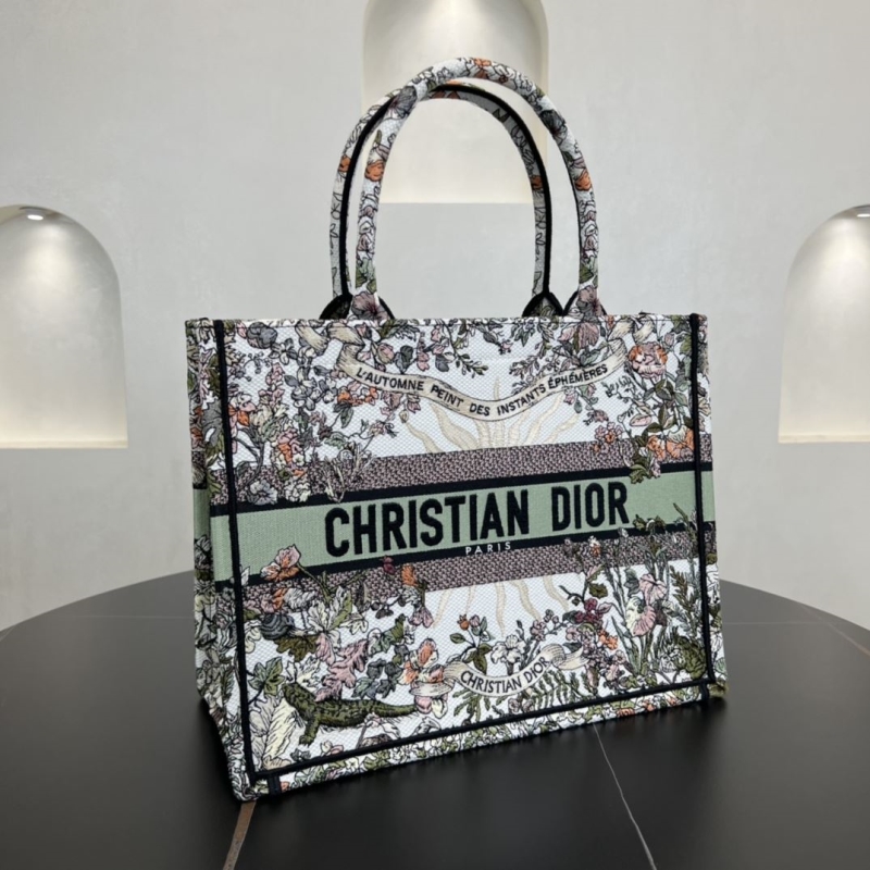 Dior Shopping Bags